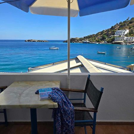 Faros Rooms Loutro Zewnętrze zdjęcie